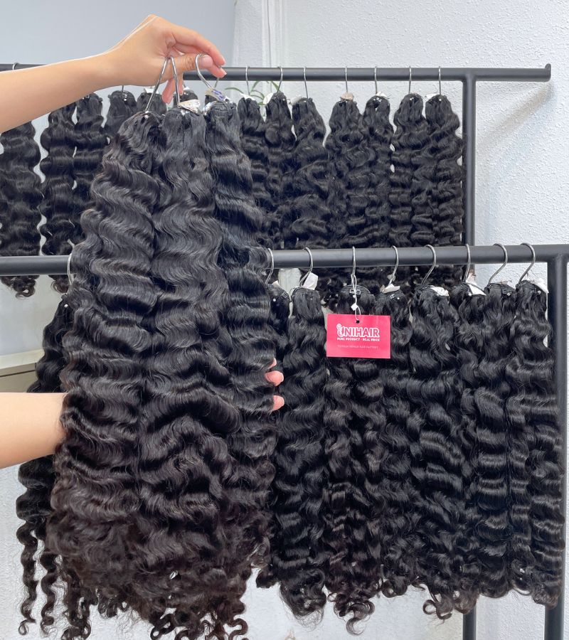 Raw loose curly hair weft bundle Vietnamese hair 100g C Beauty